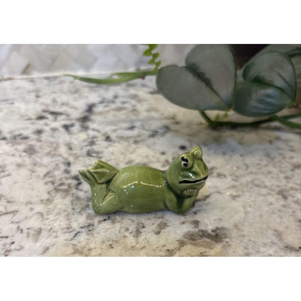 Vintage Hagan Renaker? Porcelain Frog Figurine Green With Crossed Legs‎ Kirmy